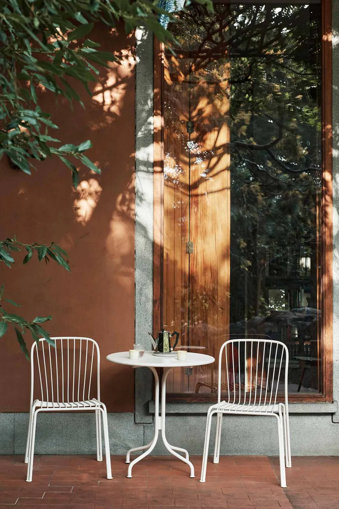 Bord - Thorvald Café Table Round, dia70 SC96 Ivory