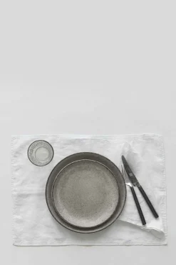 Bordbrikke - Lin Bleached White