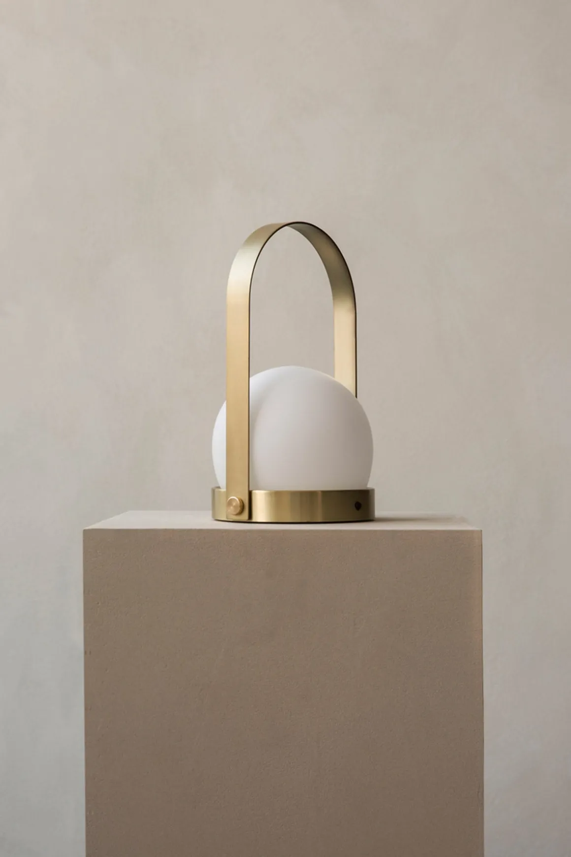Bordlampe - Carrie Portable LED Brushed Brass