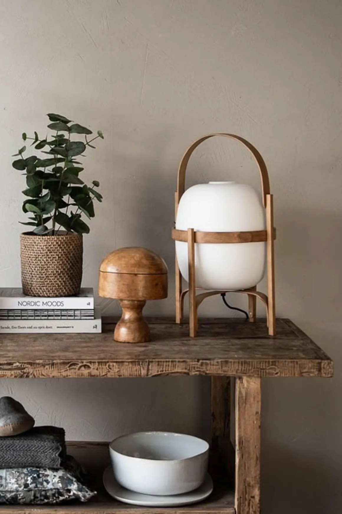 Bordlampe - Cestita Cherry Wood Opalhvitt Glass