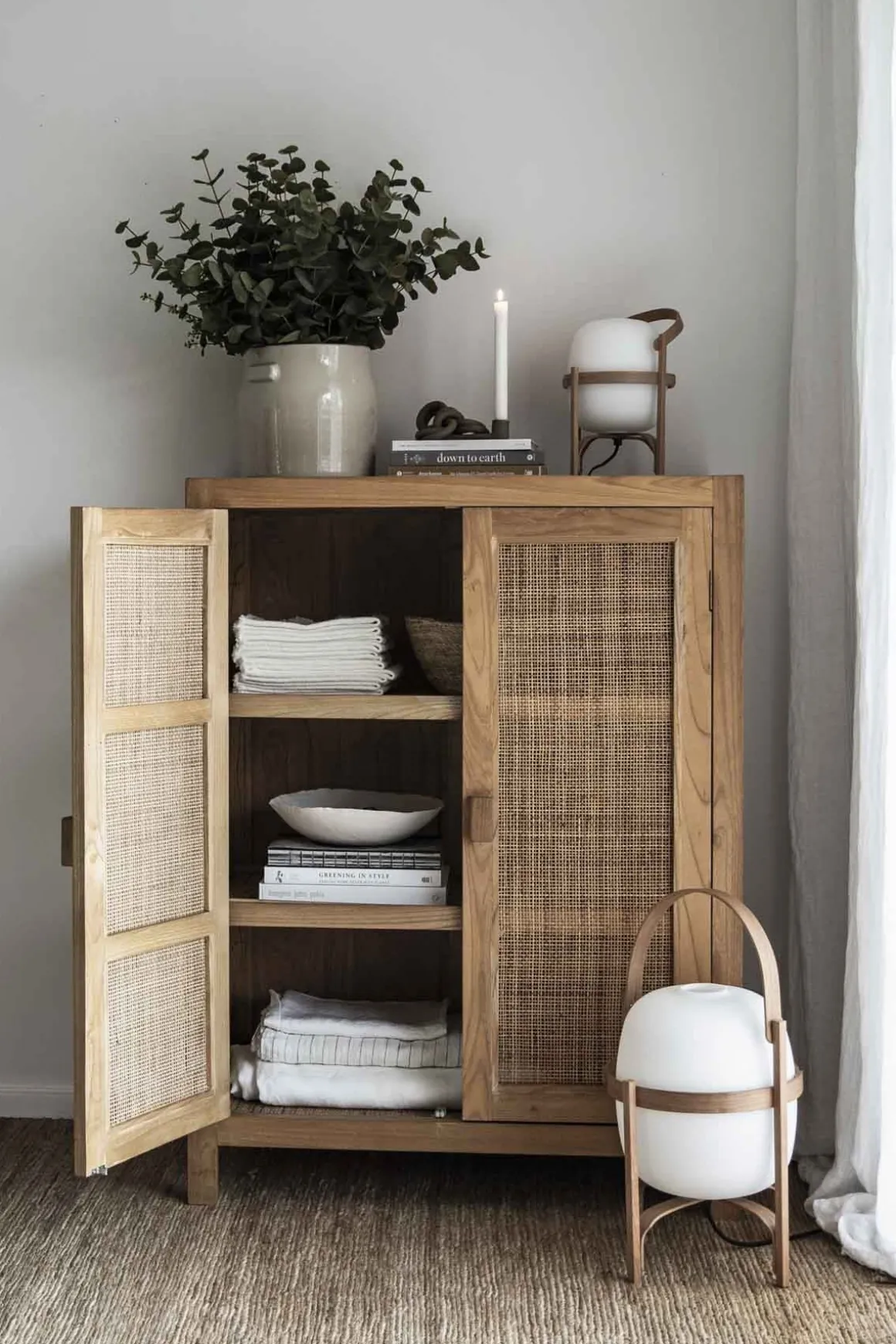 Bordlampe - Cestita Cherry Wood Opalhvitt Glass