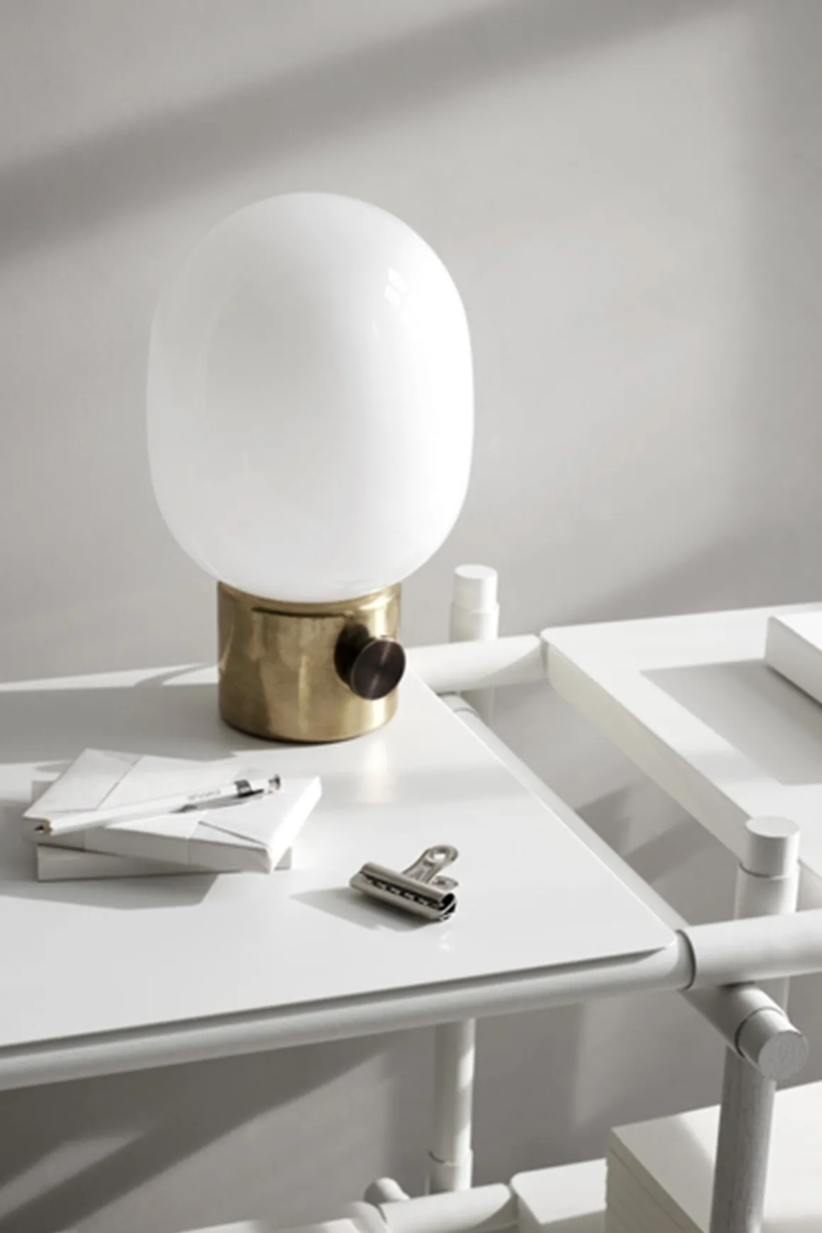 Bordlampe - JWDA Mirror Polished Brass