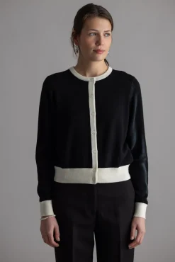 Cardigan - Classic Merino Cardigan Black Cream