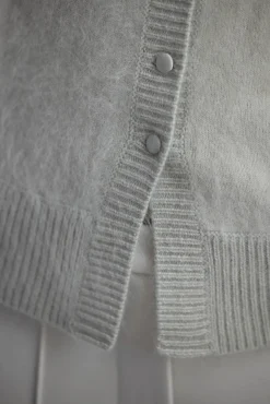 Cardigan - Fluffy Statements