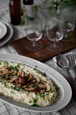 Fat - Porselen 25x42cm Vanilje