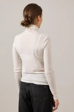 Genser - Korinella Merino Light Ivory
