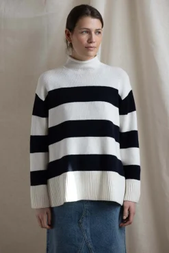Genser - Oversized Striped White/Coastal