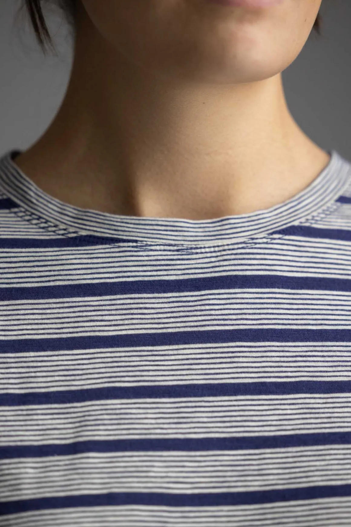 Genser - Stripe Crew Neck Tee Ecru/Royal Blue