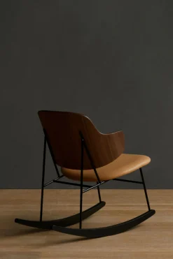 Gyngestol - The Penguin Rocking Chair Dakar 250, Black Steel, Walnut