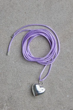 Halskjede - Silver Heart on a String Lilac
