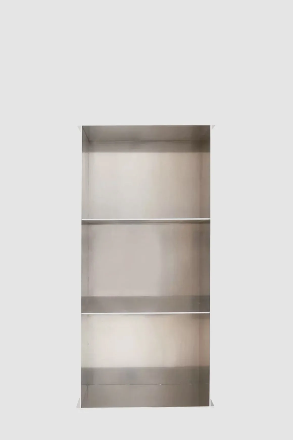 Hylle - Rivet Case H48,1cm L98,3cm Aluminium