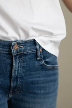 Jeans - Mid Rise Maven Sneak Over The Top