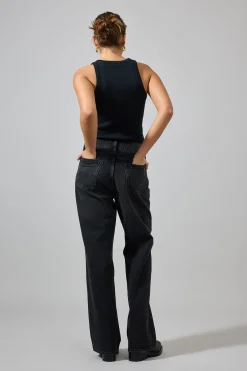 Jeans - Shea High-Rise Straight Black Stained