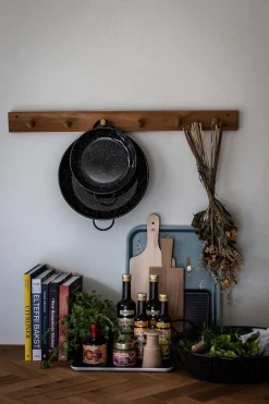 Knaggrekke - 6 knagger 80cm Teak