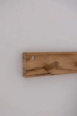 Knaggrekke - 11 knagger Teak