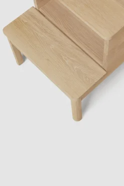 Krakk - A Line Step Stool Hvitoljet Eik