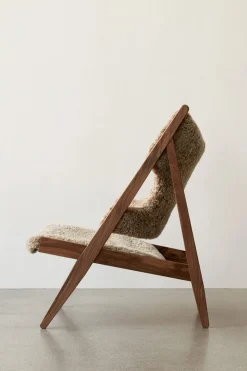 Lenestol - Knitting Lounge Chair, Walnut, Sheepskin Shahara