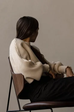 Lenestol - The Penguin Lounge 329 Dakar, Black Steel, Walnut