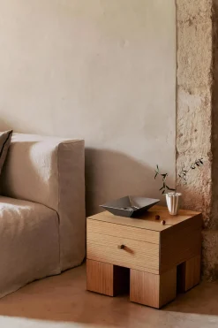 Nattbord - Kuben Oak