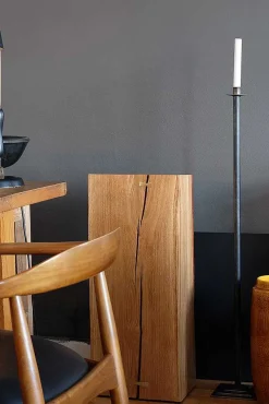 Pidestall - Solid Log High Eik