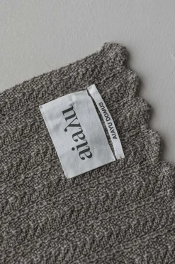 Pledd - Hollie 130x160 Nougat Melange