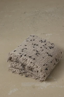 Pledd - Peg Throw 150x200cm Piuma