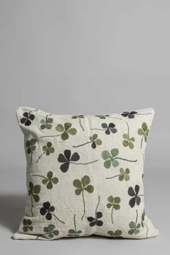 Putetrekk - Clover Embroidered 48x48cm