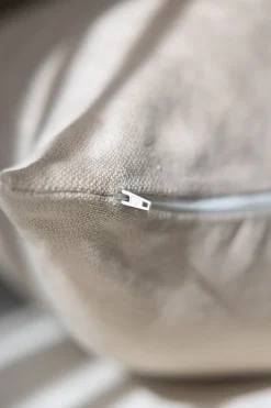 Putetrekk - Julian 63x63cm Railroad Stripe