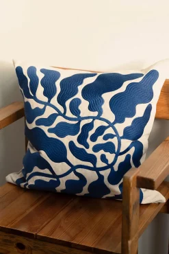 Putetrekk - Leaves Embroidered 48x48cm Blue