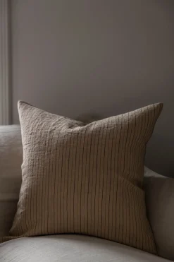 Putetrekk - 50x50cm Camel Stripe