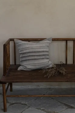 Putetrekk - 50x50cm Striper