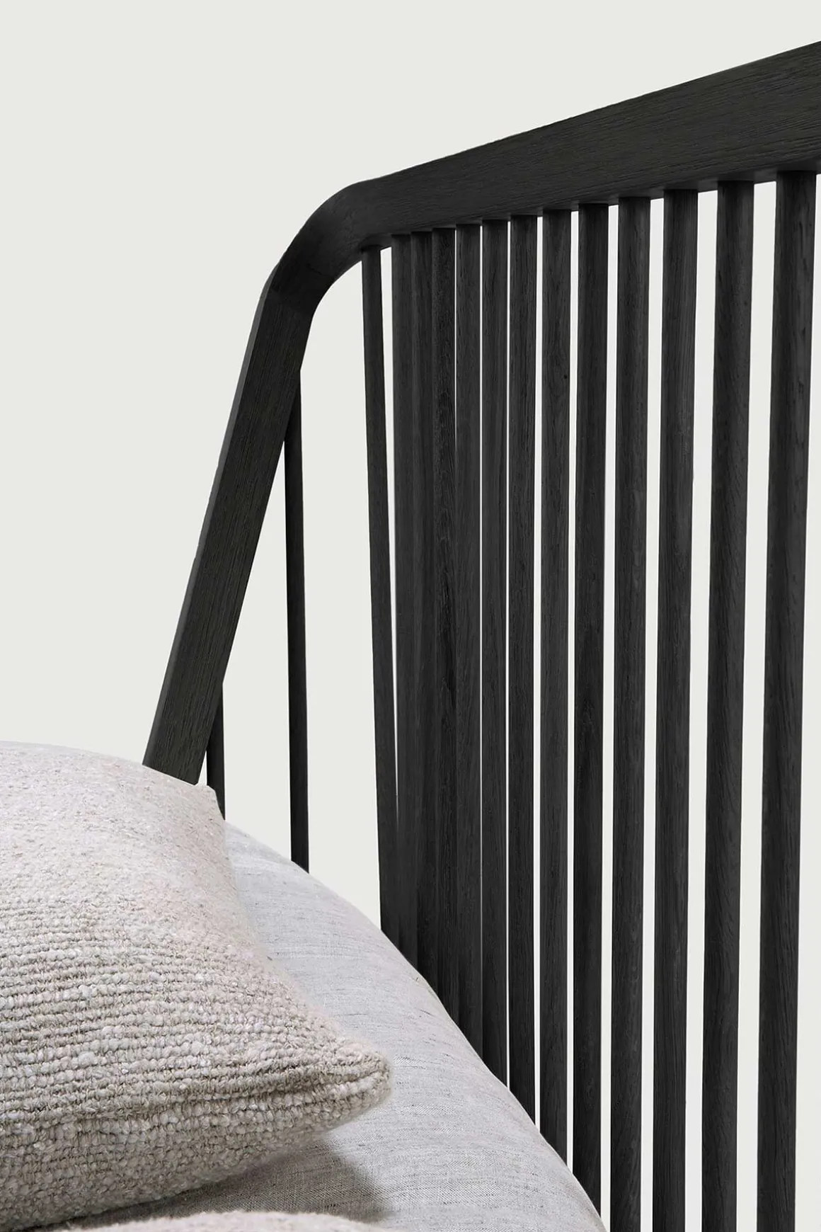 Seng - Spindle Bed 180x200cm Oak Black