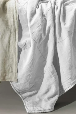 Sengeteppe - Rem Quilt 170x260cm Bianco