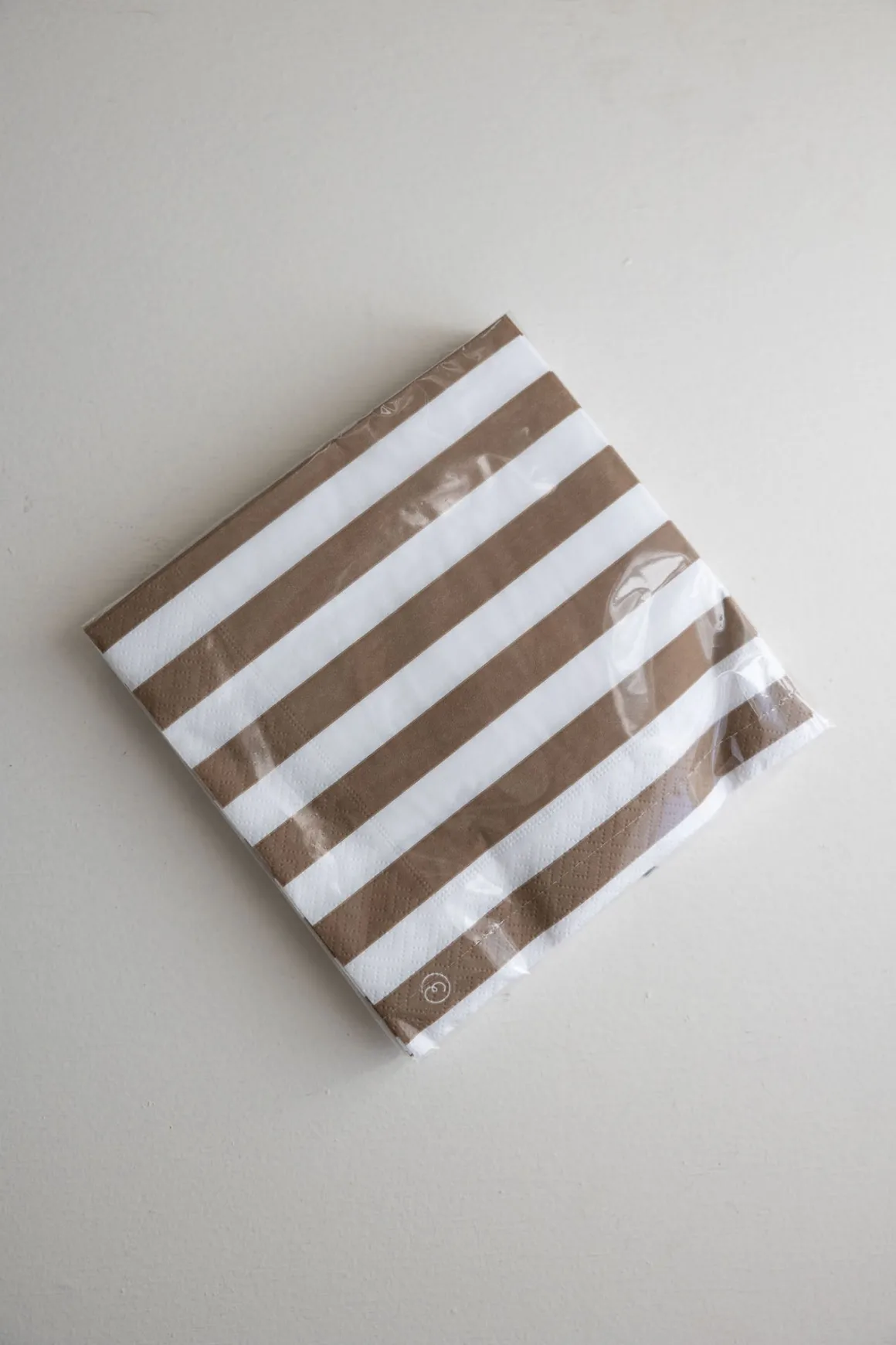 Servietter - Striper 33x33cm Brun/Hvit