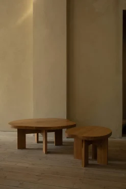 Sidebord - Farmhouse Pond