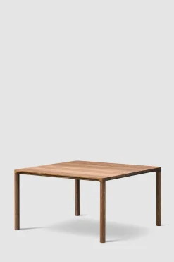 Sidebord - Piloti Modell 6725 63x63xh41cm Røkt Eik