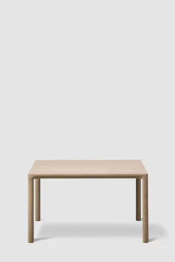 Sidebord - Piloti Modell 6725 63x63xh35cm Såpet Eik