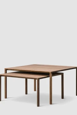 Sidebord - Piloti Modell 6725 63x63xh41cm Røkt Eik