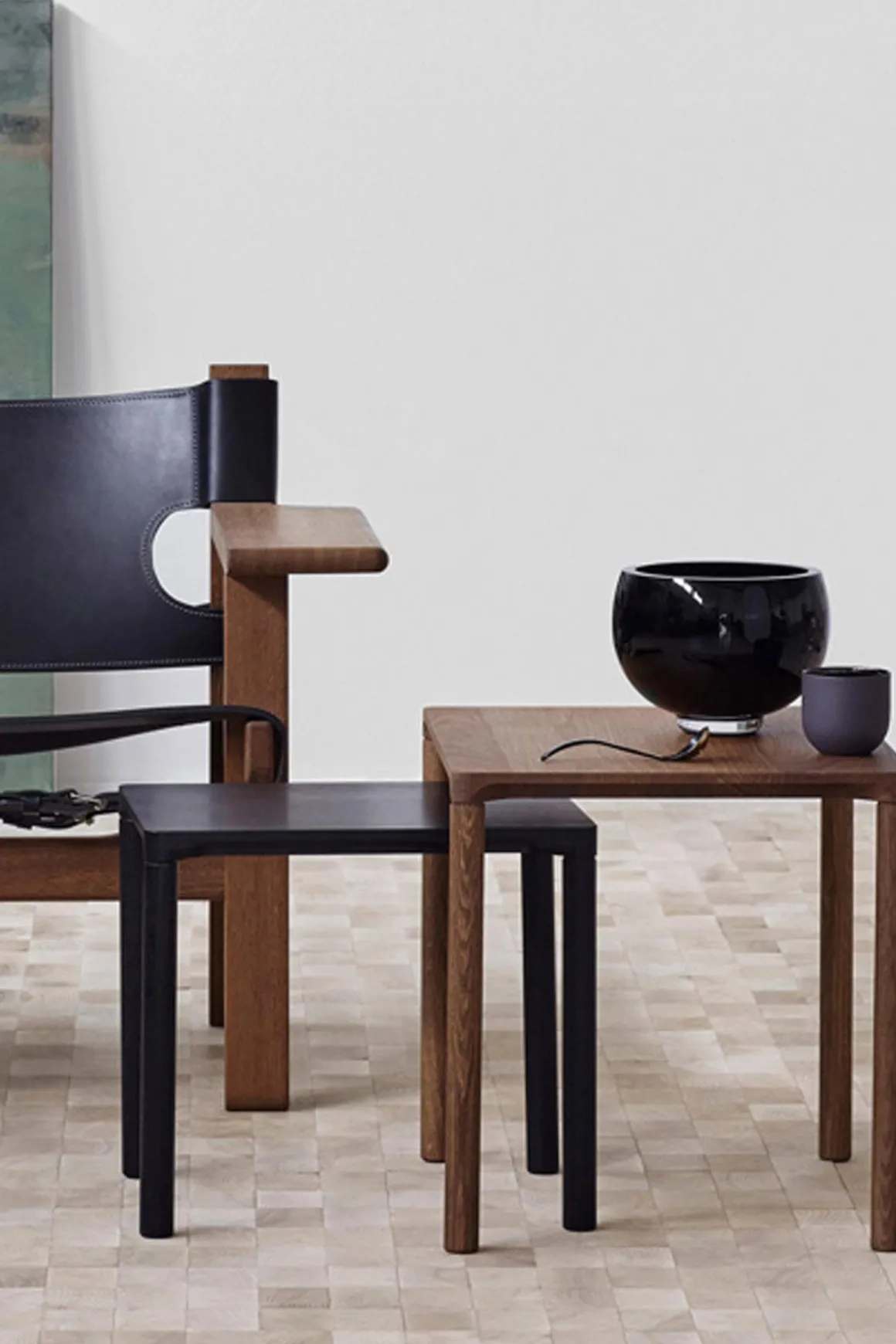 Sidebord - Piloti Modell 6705 46,5x39xh41cm Sort Lakkert Eik