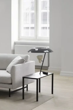 Sidebord - Piloti Modell 6705 46,5x39xh41cm Sort Lakkert Eik