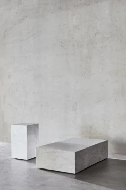 Sidebord - Plinth Tall 30x30xh51cm White Marble