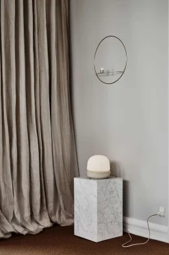 Sidebord - Plinth Tall 30x30xh51cm White Marble