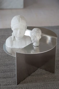 Sidebord - Rivet Side Table