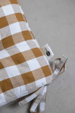 Sittepute - 45x45cm Mustard/White