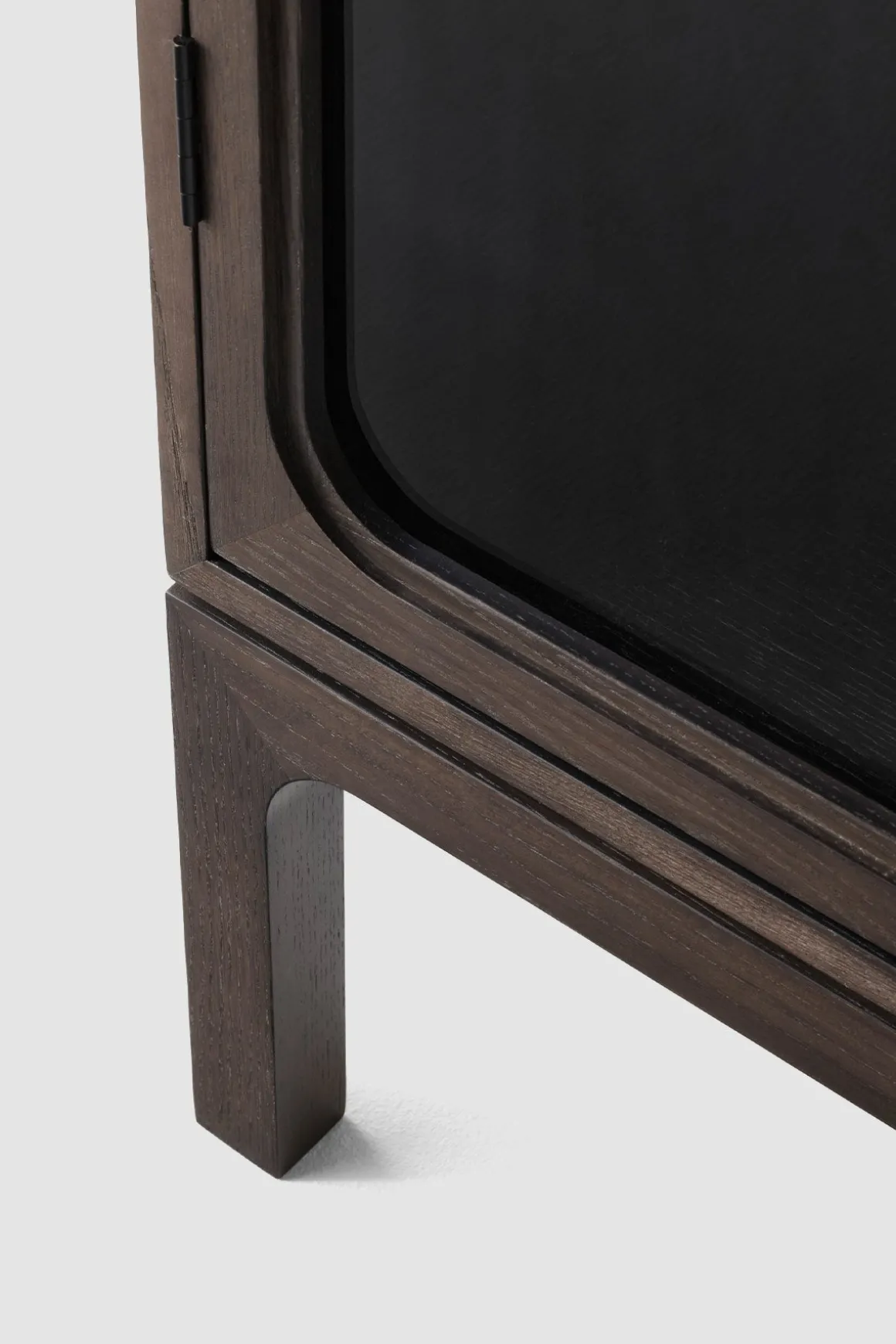 Skap - Trace Single SC87 Dark Stained Oak