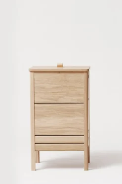 Skittentøyskurv - A Line Laundry Box Hvitoljet Eik