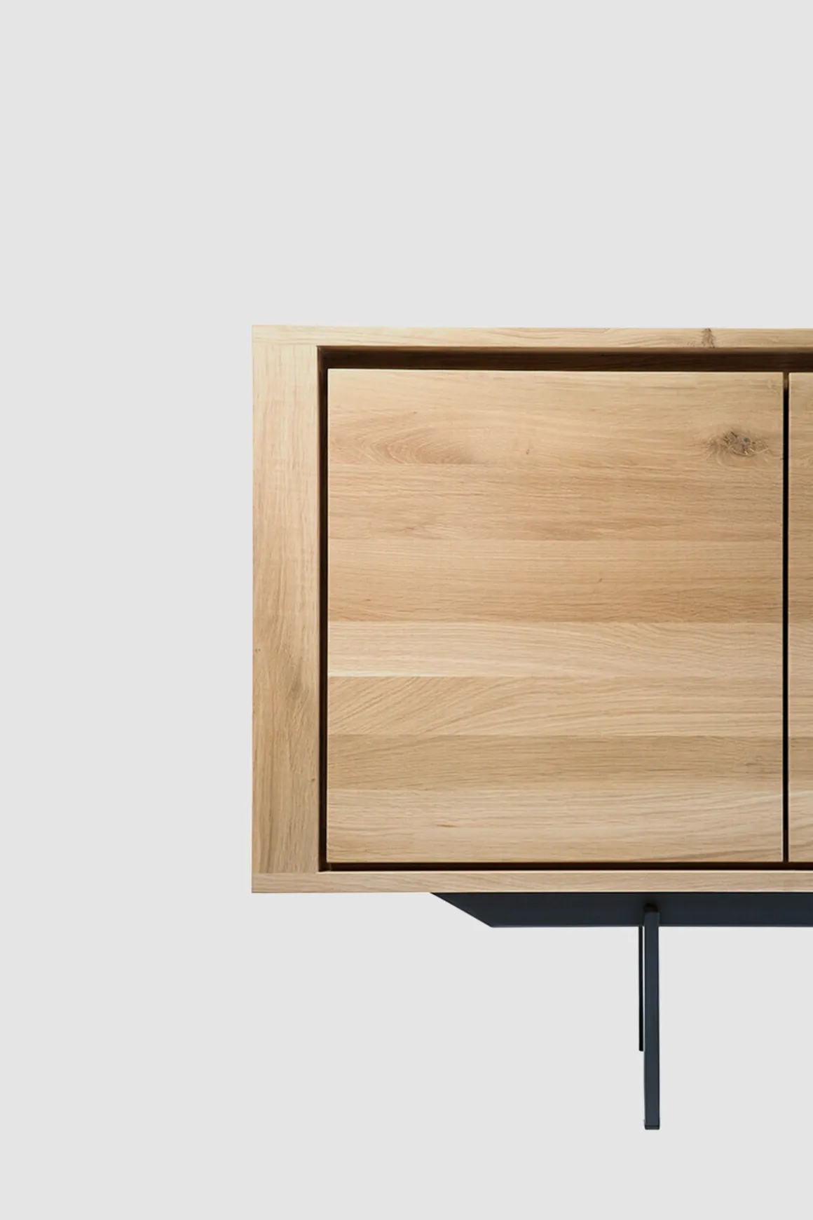 Skjenk - Shadow M 180x45xH80cm Eik