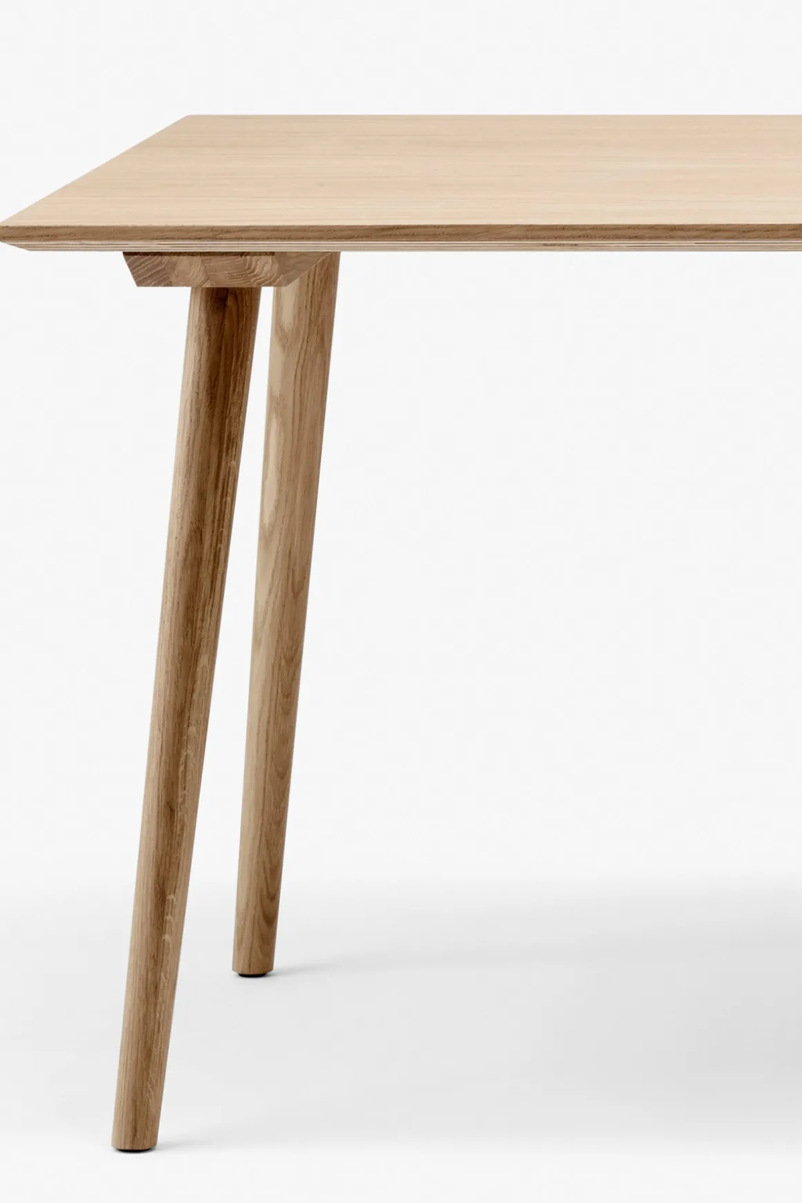 Spisebord - SK6 In Between Lakkert Eik 90x250cm