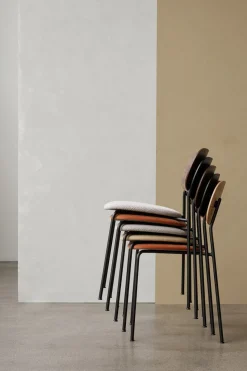 Spisestol - Co Dining u/Armlene 130 Hallingdal, Black Steel