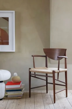 Spisestol - Drawn HM4 m/Armlener Valnøtt/Natur papirgarn